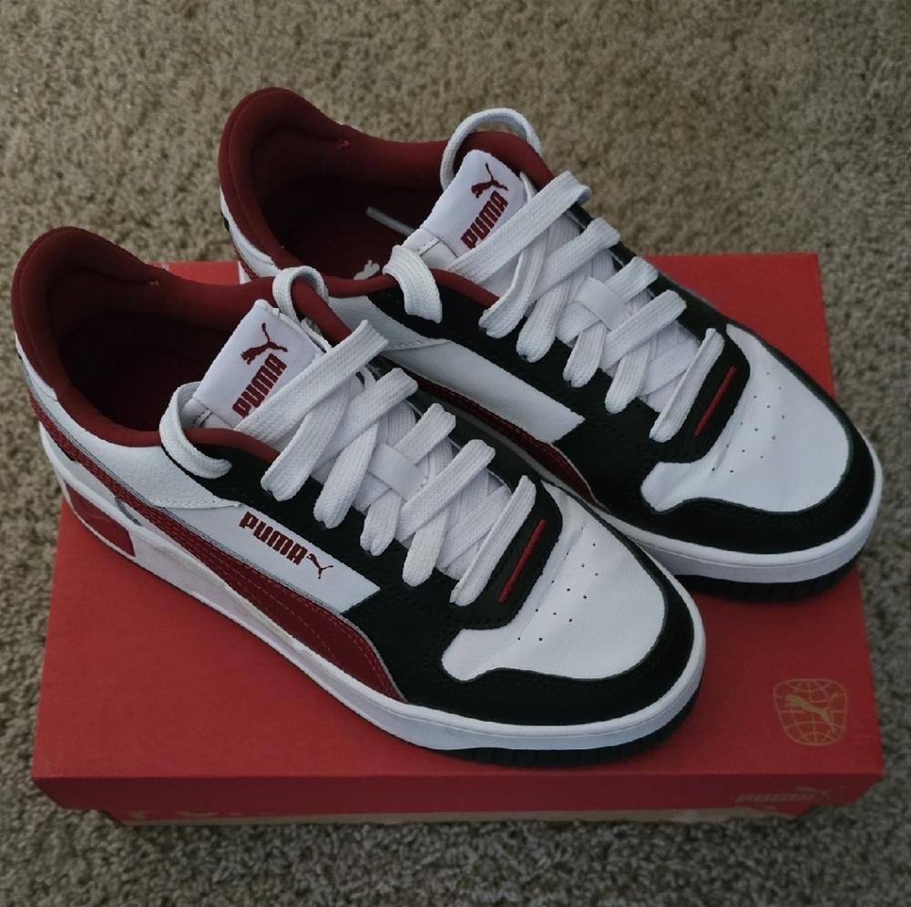 Puma Men's Dynamic White, Black, and Red Sneakers